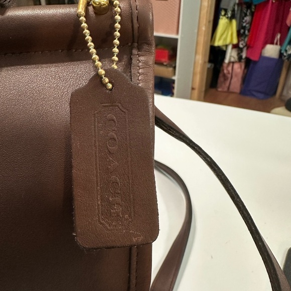 Coach Vintage (2000) Willis Leather Crossbody Bag Style 9927 - Picture 12 of 13